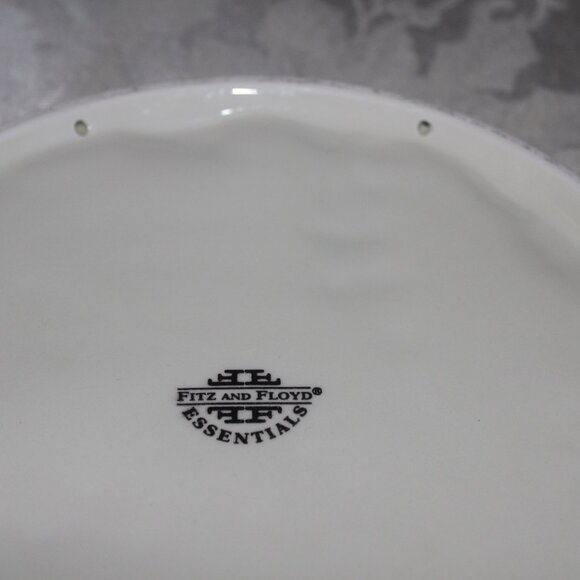 Fitz and Floyd Grapes and Lattice Plate | Grapevine Basket Weave Wall Décor - Picture 8 of 10